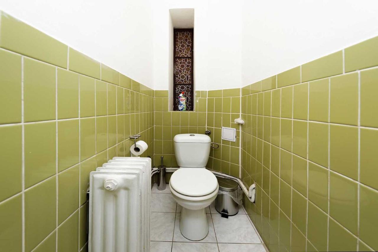 Peter'S Tower Apartments Prague Exterior photo