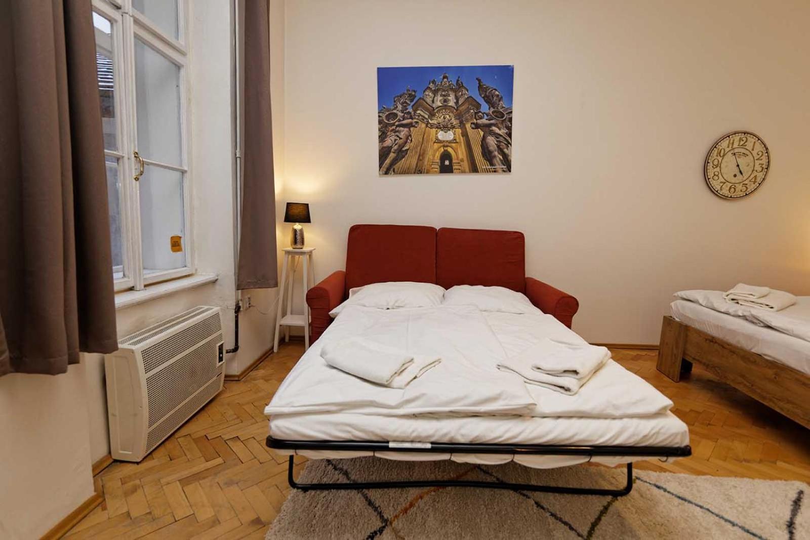 Peter'S Tower Apartments Prague Exterior photo