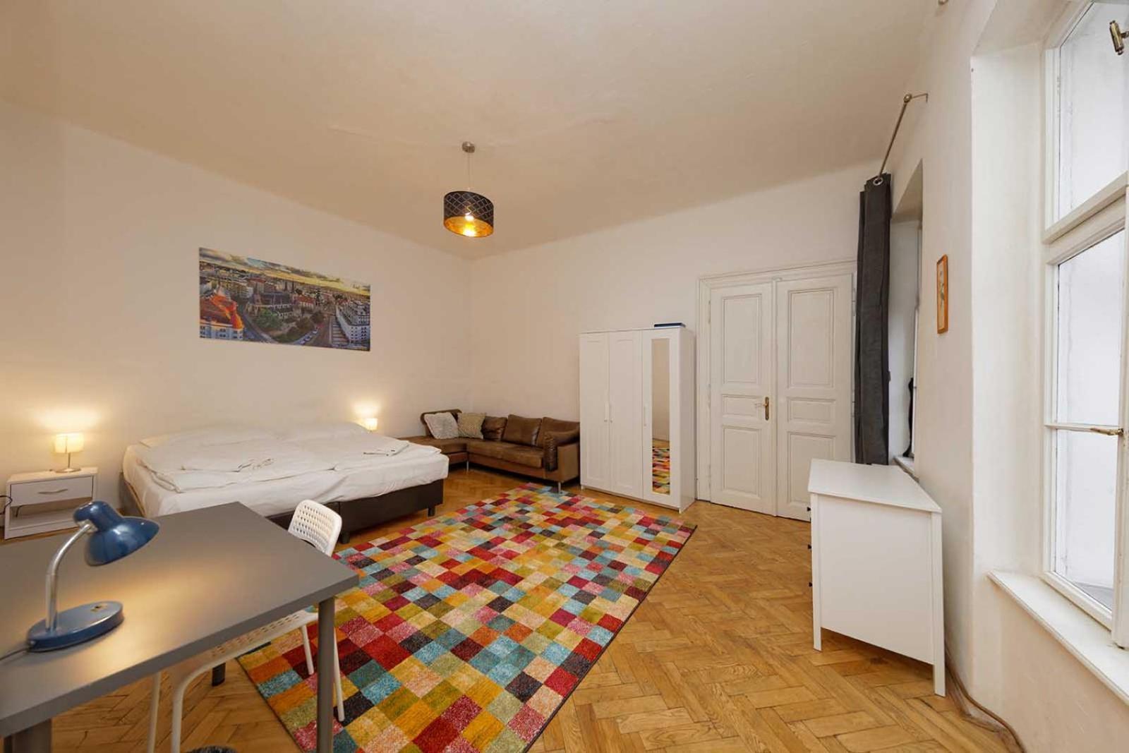 Peter'S Tower Apartments Prague Exterior photo